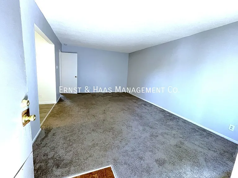 1150 Ohio Ave #5 — Photo 2