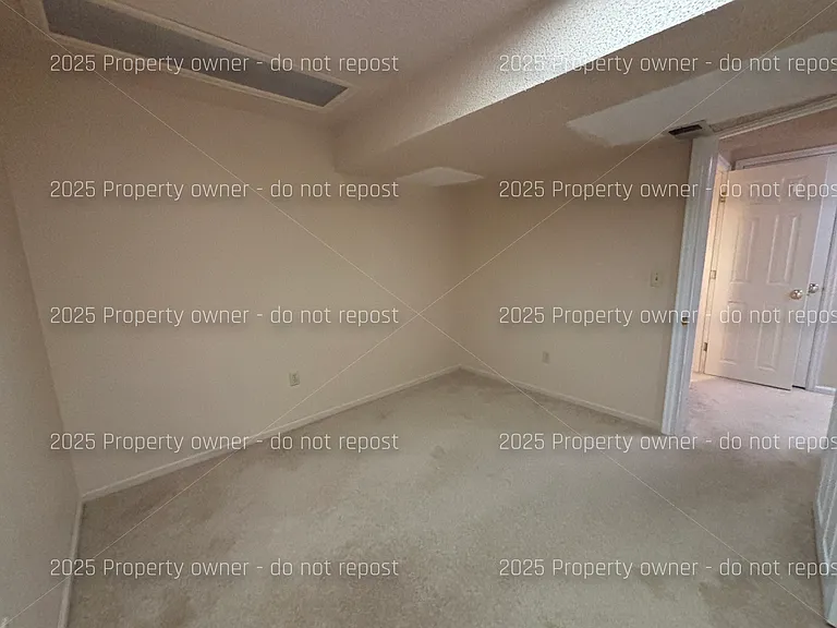 2010 S Xenia Way — Photo 50