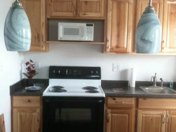 1217 6th Ave Floor 2, Altoona, PA 16602