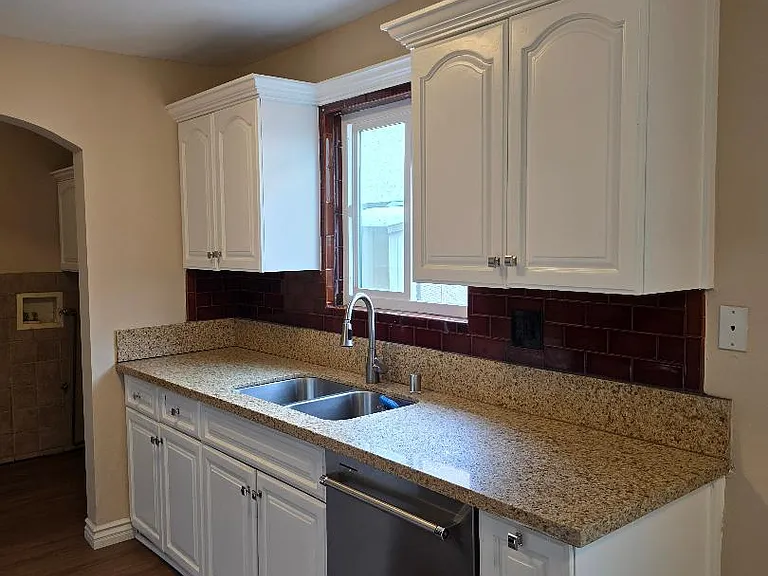 17123 Roscoe Blvd #2 — Photo 10