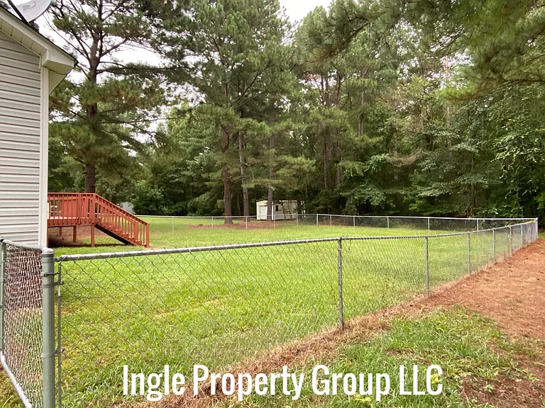 375 Sommerset Dr — Photo 38