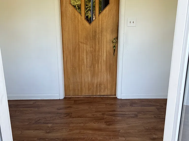 319 Briggs Ave — Photo 3