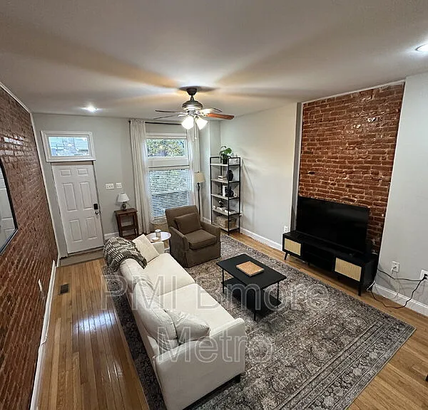 37 S Ellwood Ave — Photo 1