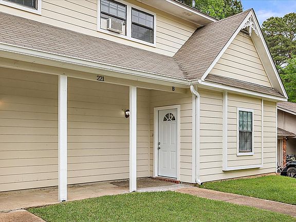 5th image of 221 Brendalwood Blvd #B