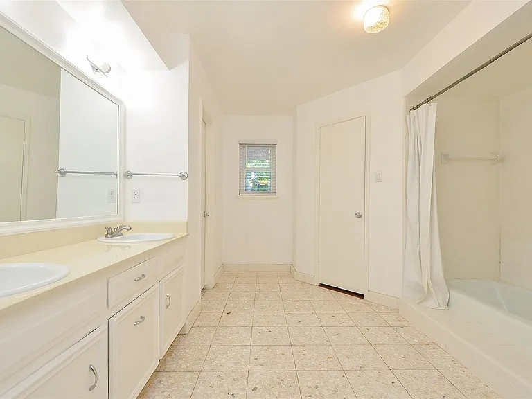 710 S Fry Rd — Photo 45