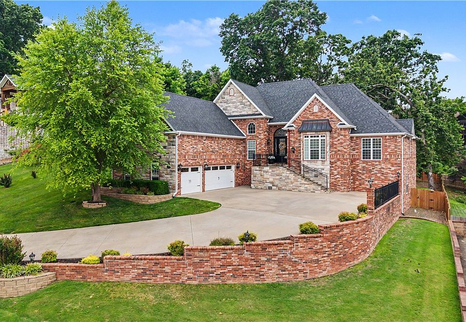 1st image of 3701 NW Creekstone Blvd