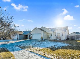 2005 Timbers St W, Williston, ND 58801