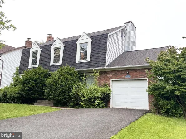 19017 McFarlin Dr, Germantown, MD 20874