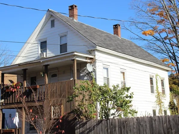 23 G St, Montague, MA 01351