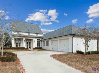 2334 Tiger Crossing Dr, Baton Rouge, LA 70810