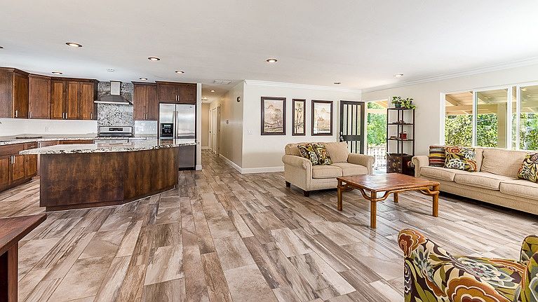 1st image of 4948 Arboleda Dr