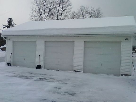2nd image of 12 Nichols St