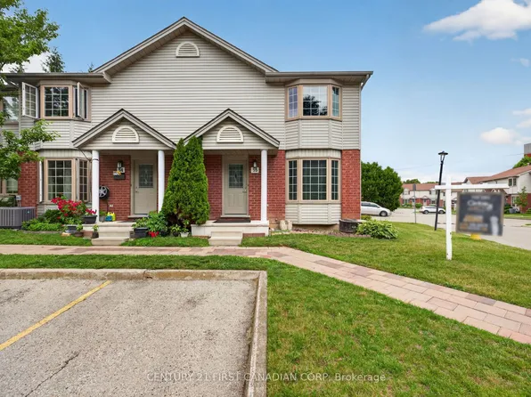 70 Chapman Ct #55, London, ON N6G 4Z4