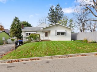 408 Ridgewood Ave, Vestal, NY 13850