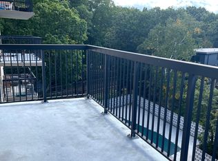 99 Monmouth St #415, Brookline, MA 02446