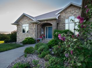 1007 W 21st Rd, Marquette, NE 68854