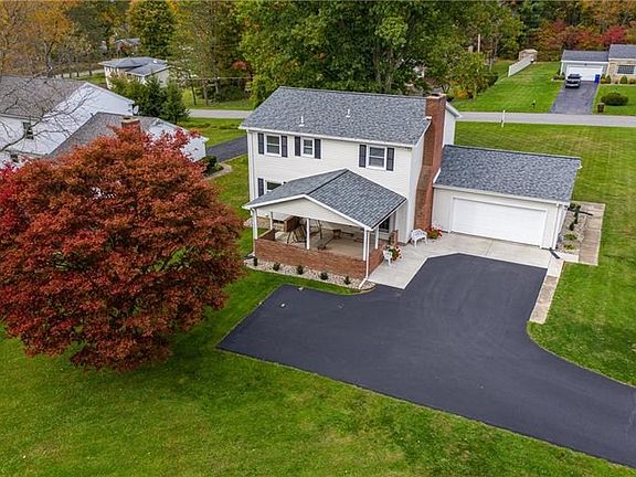 3rd image of 202 Lynwood Dr