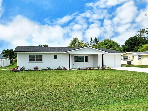 1315 CYPRESS AVENUE, VENICE, FL 34285