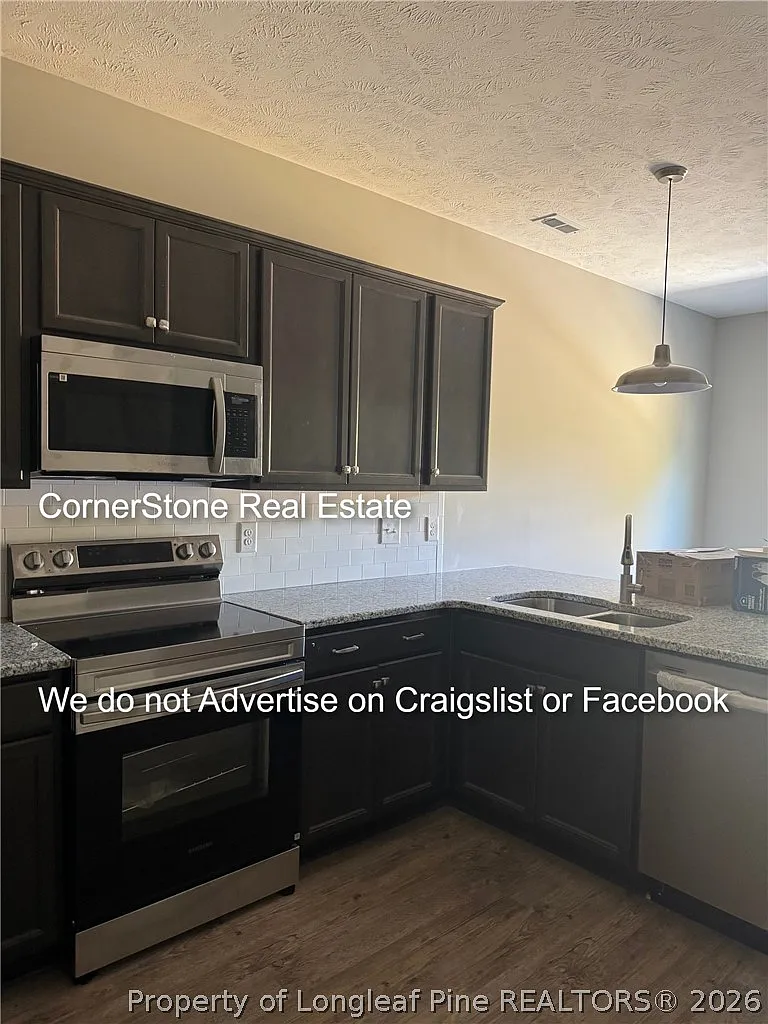 2202 Progress St — Photo 4