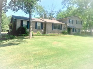 547 Indian Lake Rd, Hendersonville, TN 37075