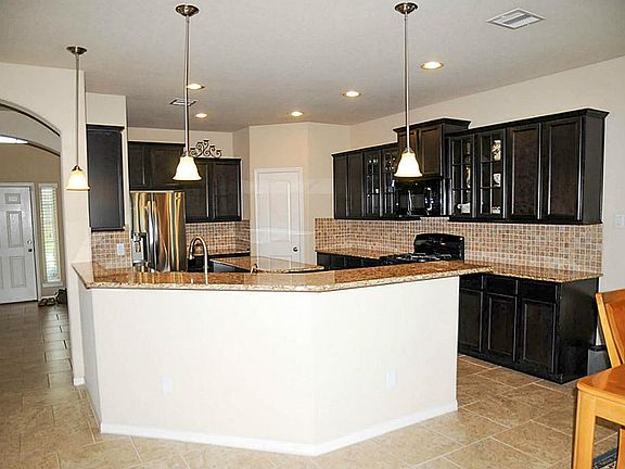 3rd image of 318 Kendall Crest Dr