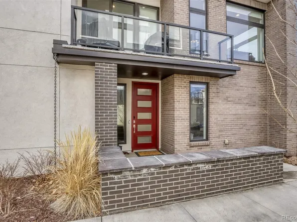 6850 E Lowry Boulevard, Denver, CO 80230