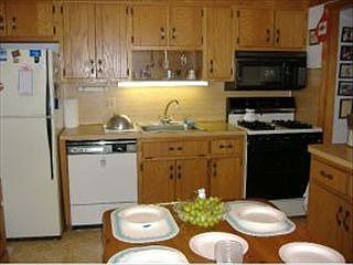 3rd image of 324 Jefferis Ave