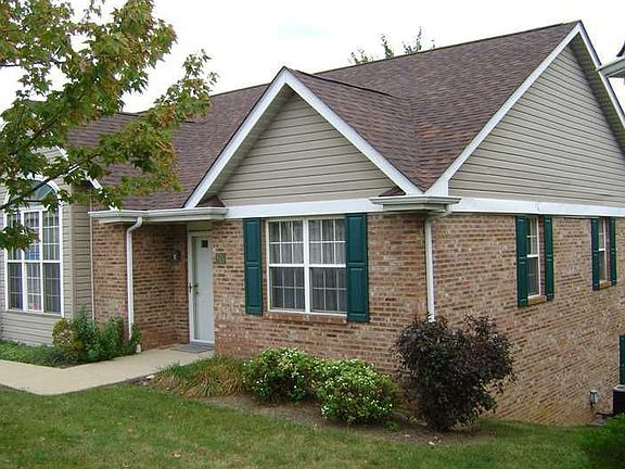 2nd image of 501 Redmont Pl
