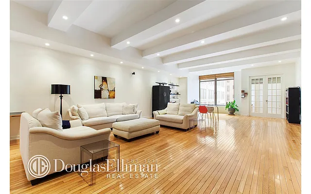 Rented by Douglas Elliman | media 14