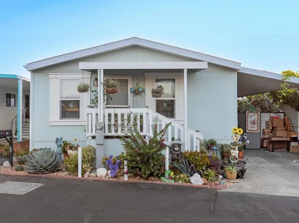 213 Mockingbird Ln, Oceanside, CA 92057