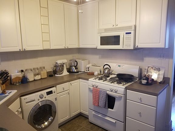 3rd image of 612 Harrison St #Oak