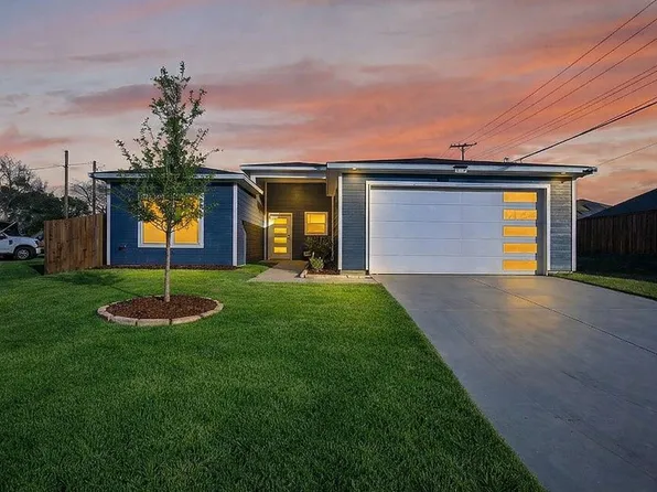 1913 E Myrtle St, Fort Worth, TX 76104