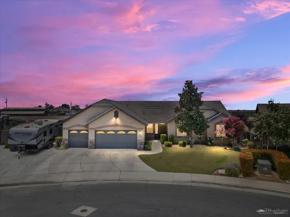 8001 Quinto Real Ave, Bakersfield, CA 93314