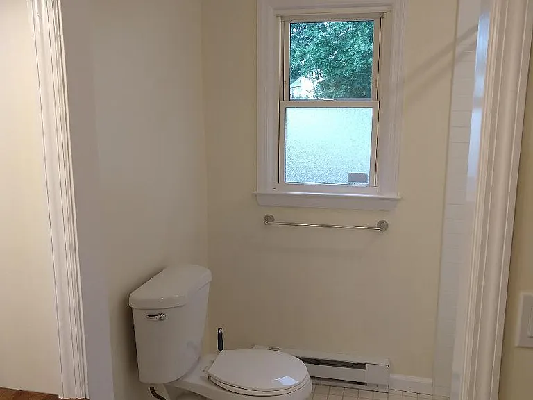 5 Warren St #2 — Photo 9