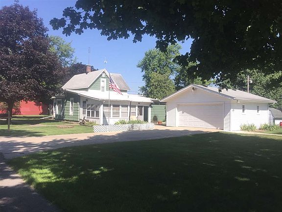 2nd image of 724 S 10th St