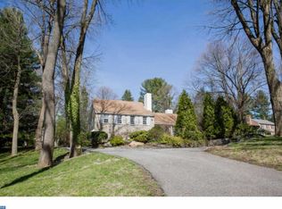 5 Locust Ln, Rose Valley, PA 19086