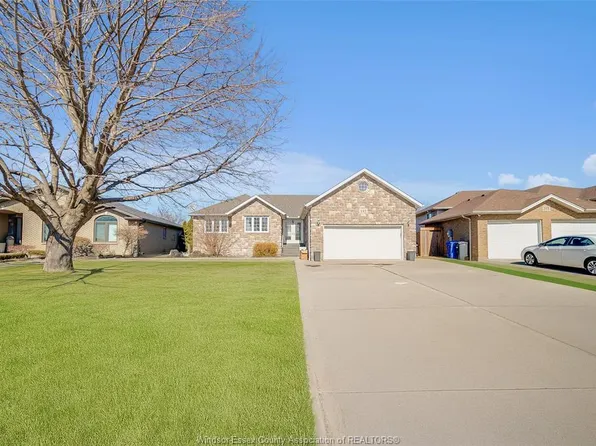 145 Ellison Ave, Leamington, ON N8H 5H9