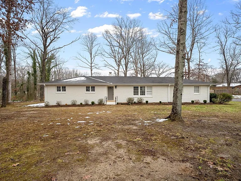 11 Howell Rd — Photo 21