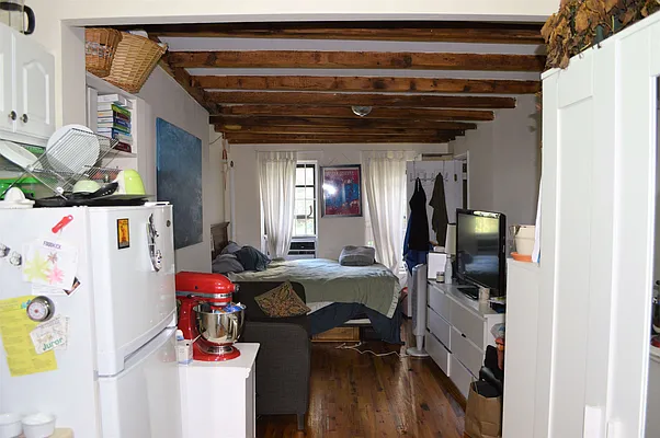 Rented by OvCo Realty | media 36