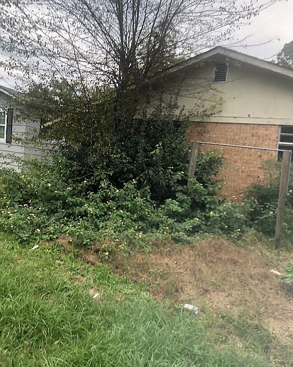 2nd image of 65 E McDuffie St #321