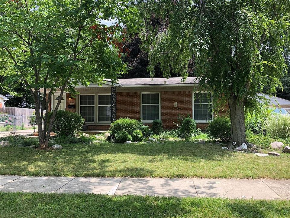 1st image of 789 Knollwood Ct