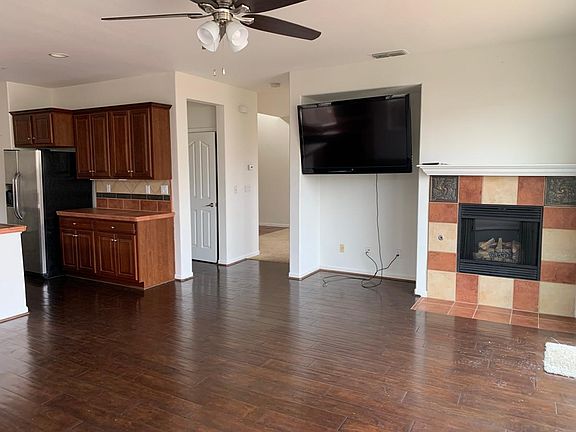 5th image of 1013 Calvinson Pkwy