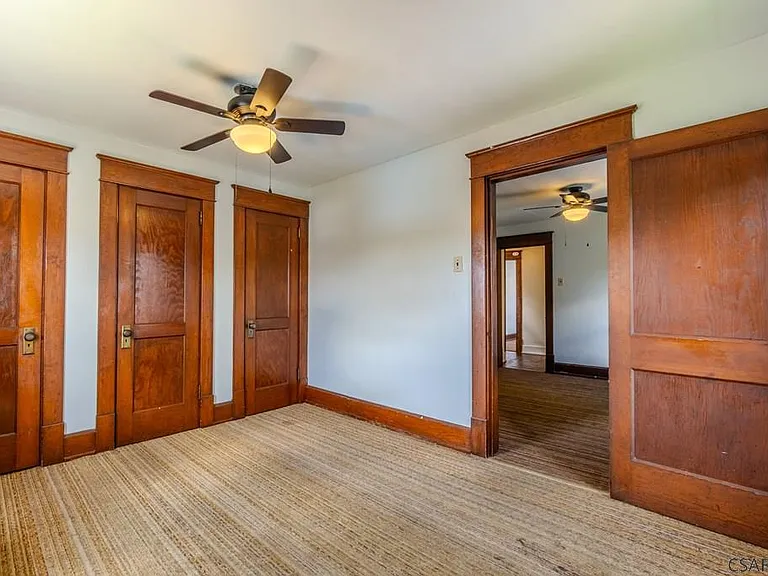 222 Strayer St — Photo 23