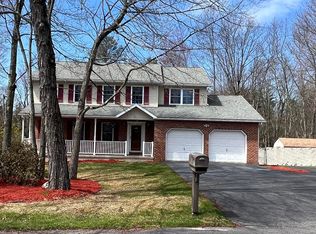 65 Sassafras Ct, Mountain Top, PA