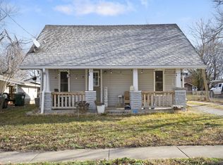 2542 N East Avenue, Springfield, MO 65803