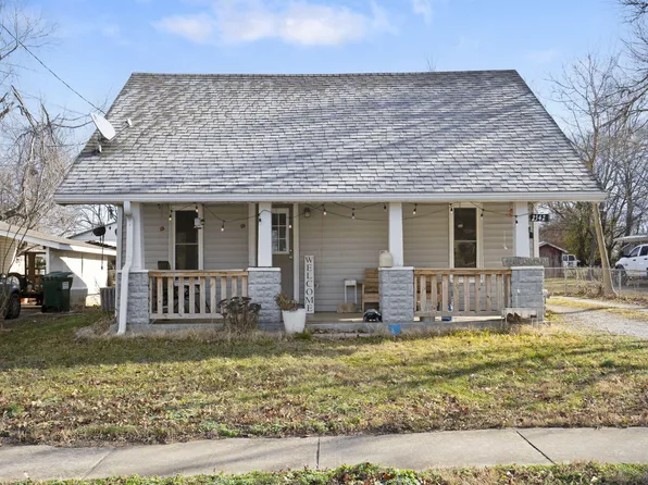 2542 N East Avenue, Springfield, MO 65803