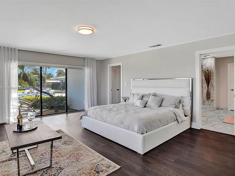 9101 N Bayshore Dr — Photo 19