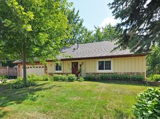 6734 133rd St W, Apple Valley, MN 55124