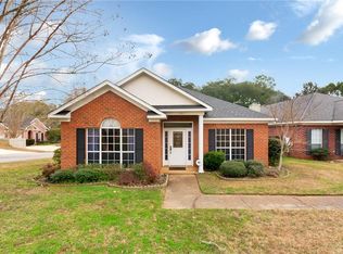 521 Highland Cir E, Mobile, AL 36608