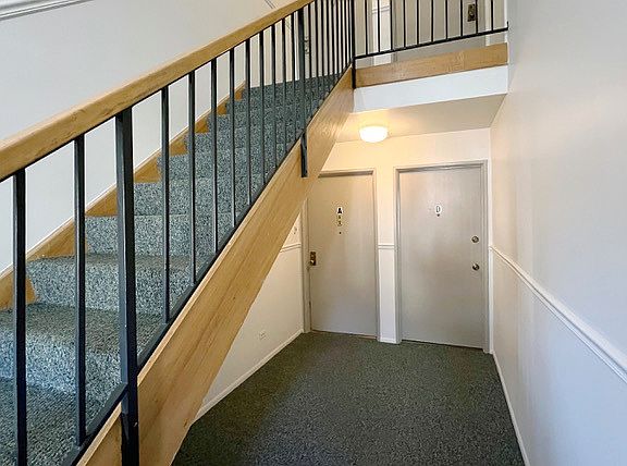 3rd image of 1420 Vista Walk APT D
